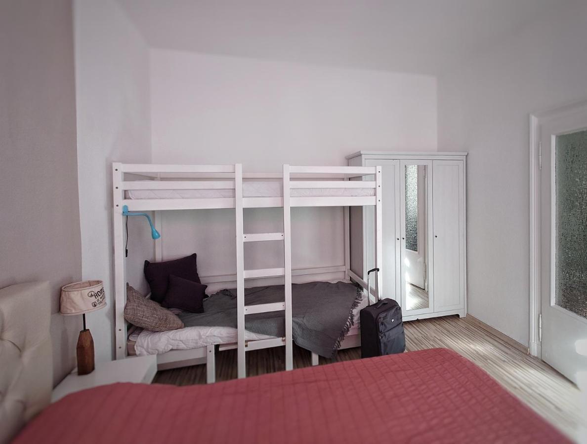 Flat In Neo Country Style Aus Gruenderzeit Bis 6 Person Διαμέρισμα Λειψία Εξωτερικό φωτογραφία