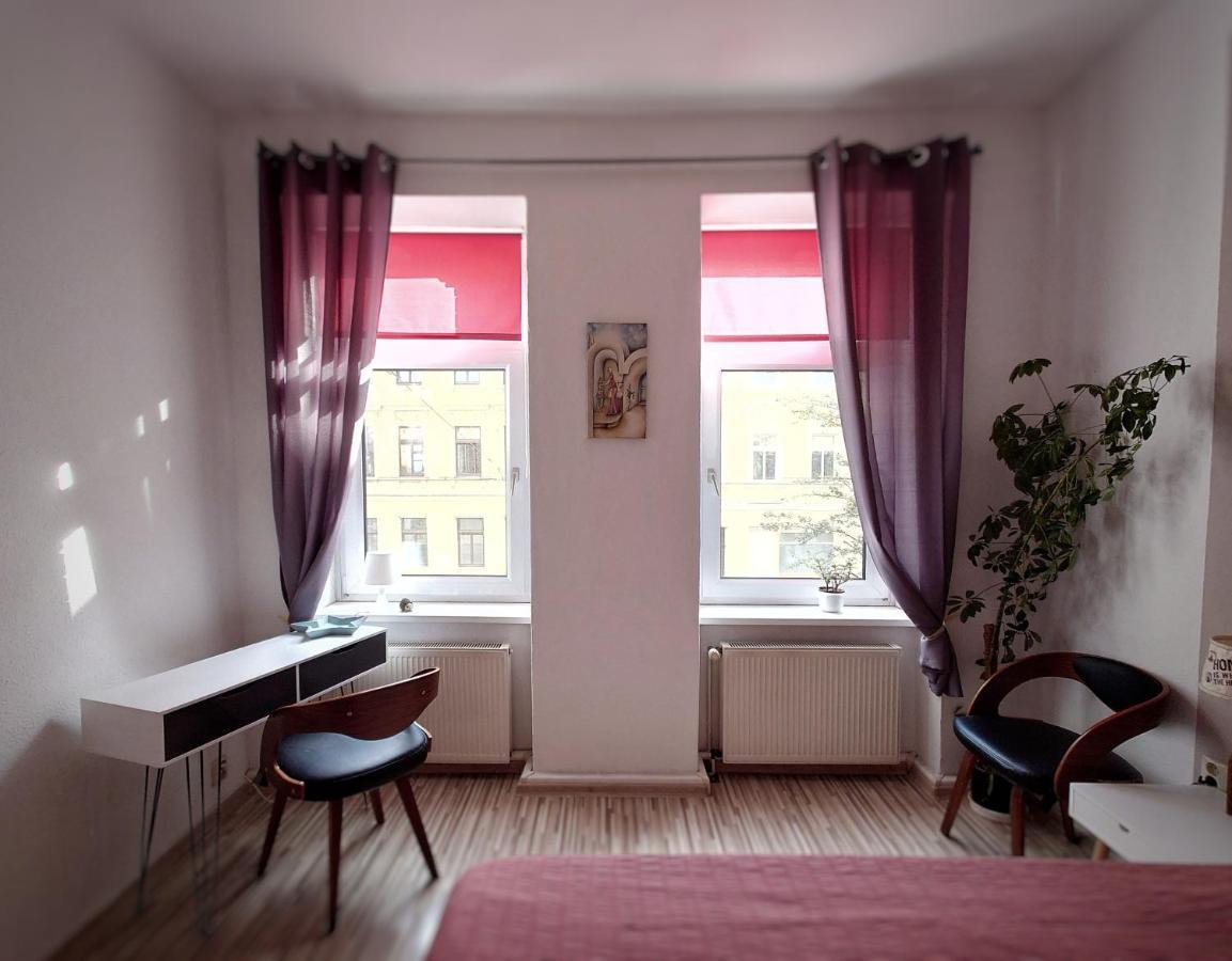 Flat In Neo Country Style Aus Gruenderzeit Bis 6 Person Διαμέρισμα Λειψία Εξωτερικό φωτογραφία